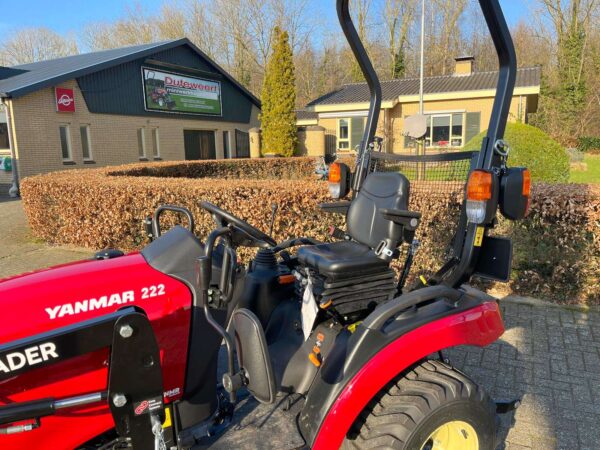 Yanmar SA 222 HST met minloader voorlader - Afbeelding 2