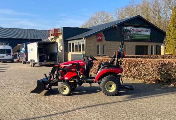 Yanmar SA 222 HST met minloader voorlader - Afbeelding 11