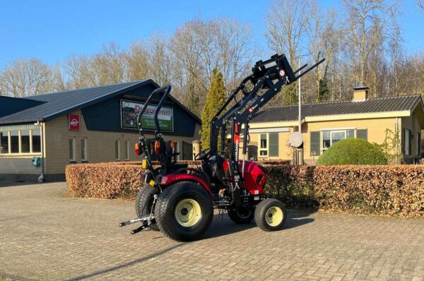 Yanmar SA 426 met Maxiloader - Afbeelding 2